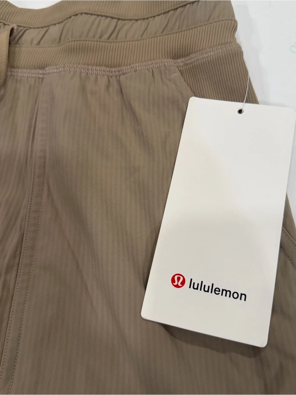 NWT Lululemon tan shorts Dance Studio HR Short 3.5” Lined 4 beige oak brown